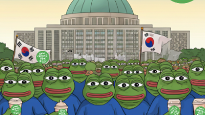 엄마한테 신기한거 보여주는 딸