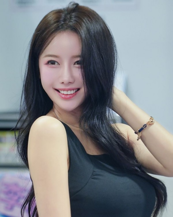 1090285057_gxUBekv4_1728005398.jpg