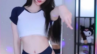 &lt;img src=/img/hit_icon.png class=hit_icon alt=HIT인기&gt;          			   지금은 절대 볼 수 없는 QWER 마젠타