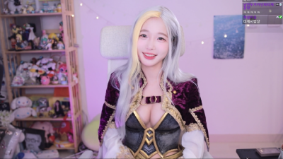 수련수련 와우 제이나 프라드무어 코스프레