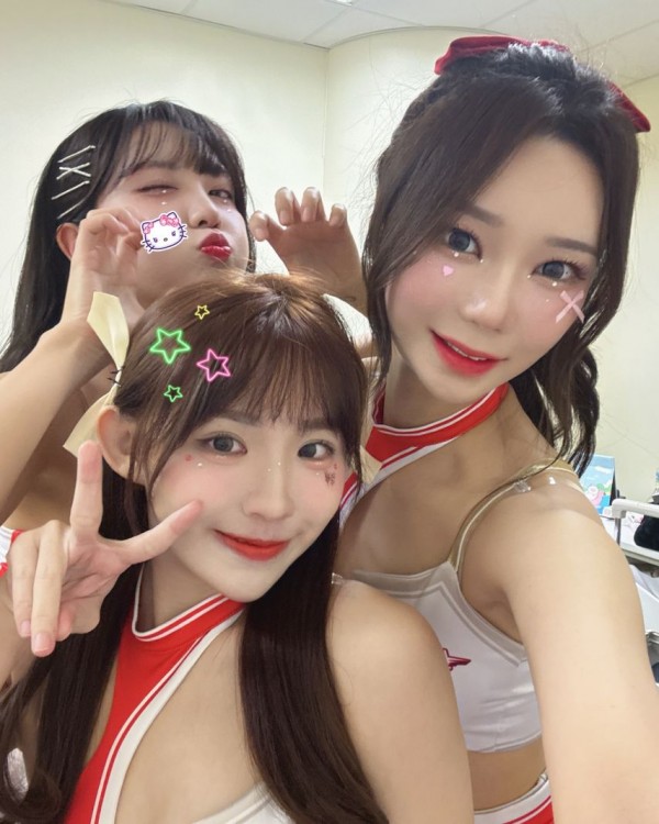 1090285620_pro9XcnY_1739239372.jpg