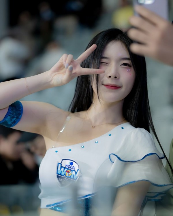 1090285706_jiEm9bkJ_1739756389.jpg