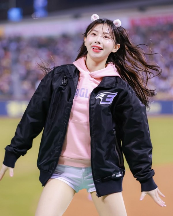 1090285753_LYoTEGmI_1743481846.jpg