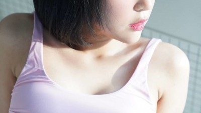 ㅇㅎ)강인경작은스포츠브라언더붑가슴.jpg