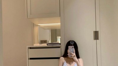 아찔한의상의섹시한몸매보여주는아린이셀카