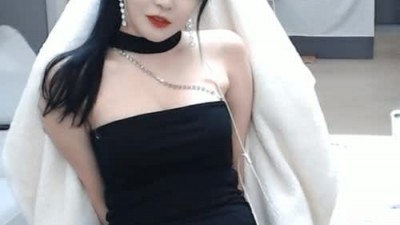 &lt;img src=/img/hit_icon.png class=hit_icon alt=HIT인기&gt;          			   손 묶은 박민정