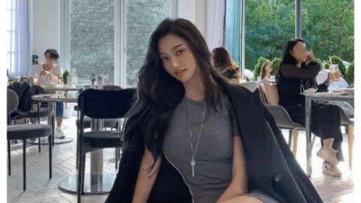 피팅모델 손윤주