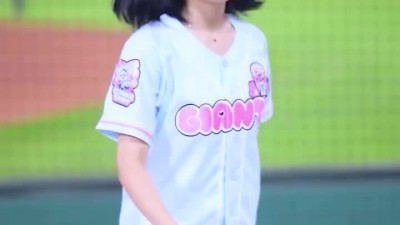 최홍라