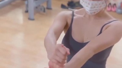 등 운동하는 워니