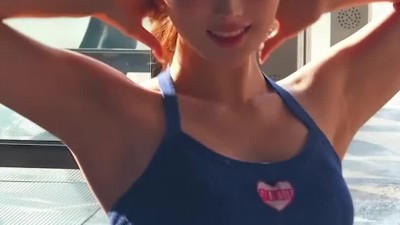 파란 민소매 김정원 치어리더 미모