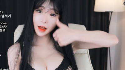 어마어마한미드노출한판다티비레전드bj지유