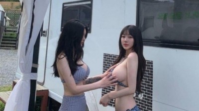 기무세딘비키니옆가슴노출