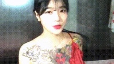 D컵ㅊㅈ적나라한가슴노출꼭노문신녀